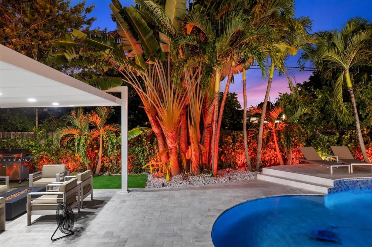 Villalee-Jungle Palm Island White Marble Pool Area Miami Exterior foto