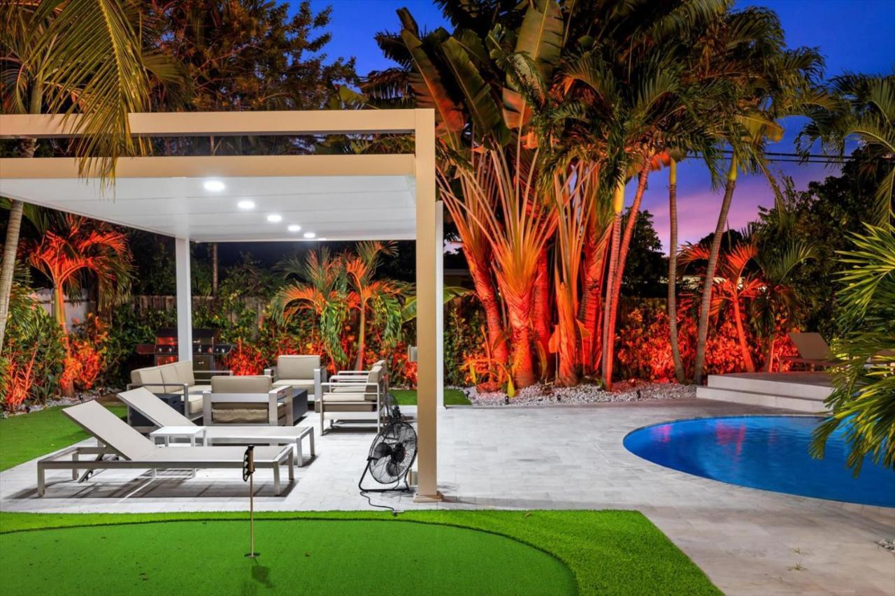 Villalee-Jungle Palm Island White Marble Pool Area Miami Exterior foto